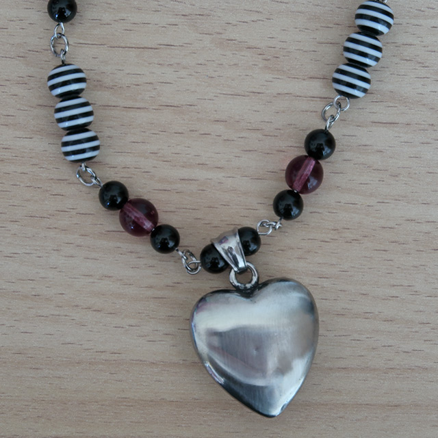 Broken Heart necklace (reverse view)